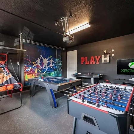 Exquisite 9 Bdrm Home W Games Room At Encore